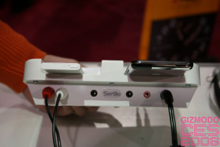 Illustration for article titled iBuddy Portable DJ Mixer Makes a Fatboy Slim Out of Your Lack of DJ Talent, Flab